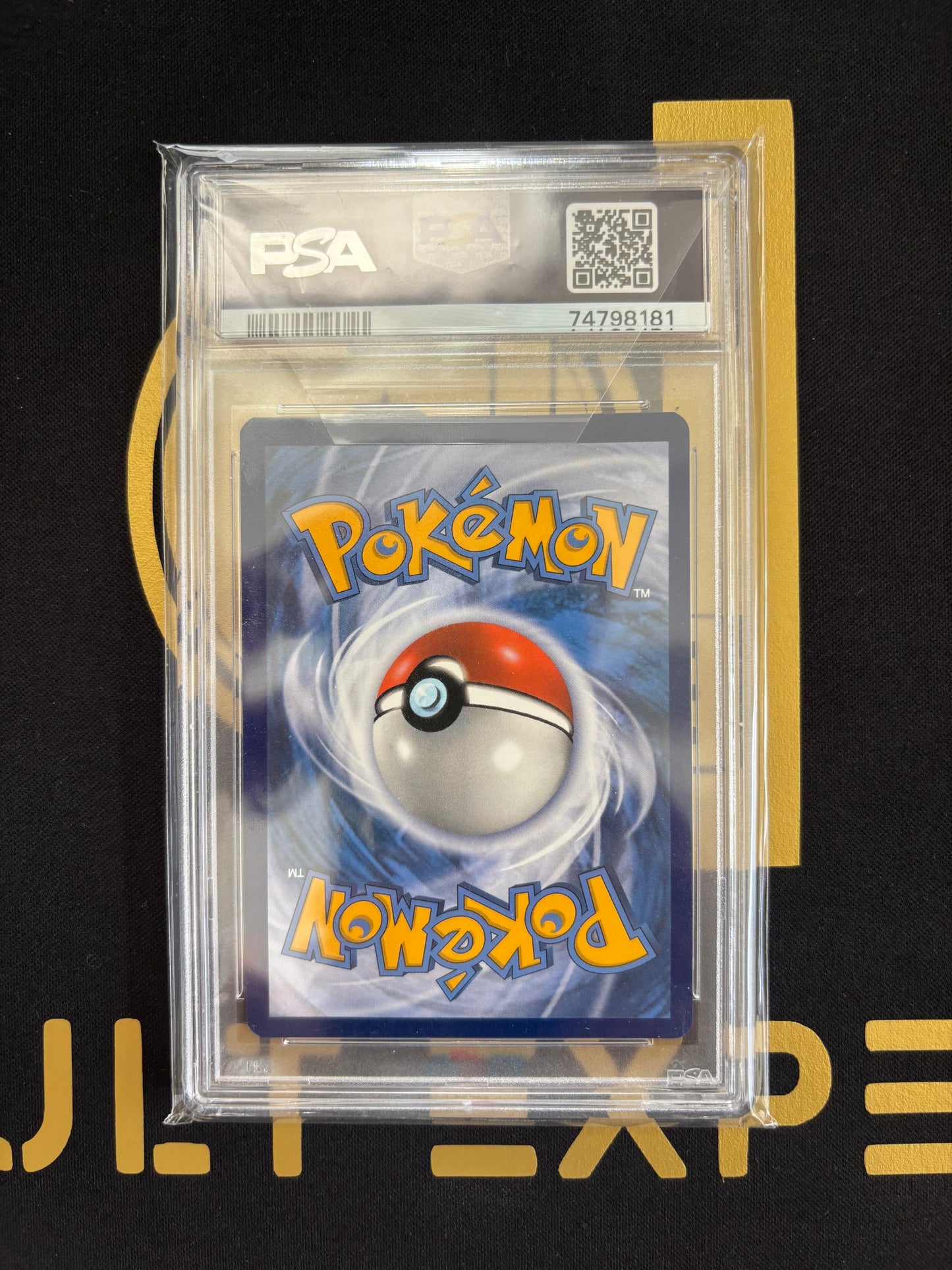 SWSH260 Charizard V PSA 9